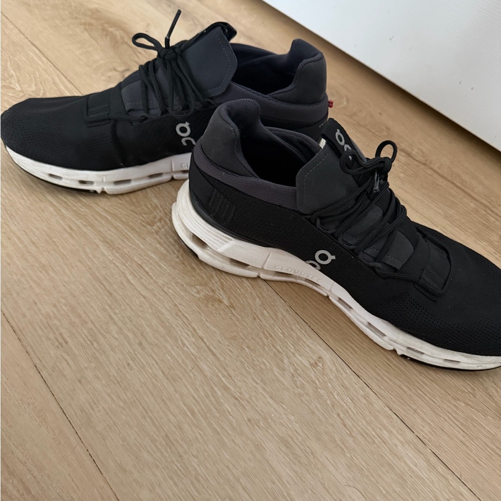 On Running Men's Black and White Cloudtec Running Shoes - Picture 5 of 5
